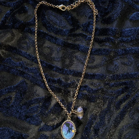 Dragon necklace with stone charm Dragon Stoner necklace - Picture 3 of 3